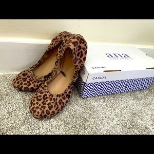 NWT - Cheetah ballet flats